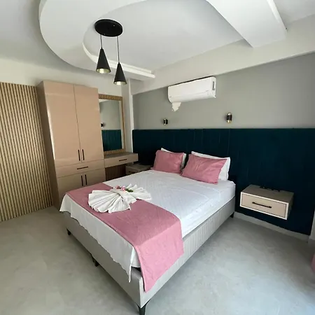 Apartment With Private Pools Oludeniz