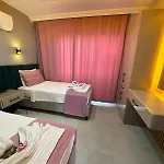 Apartment With Private Pools Oludeniz