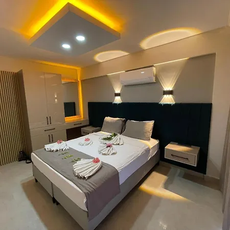 With Private Pools Daire