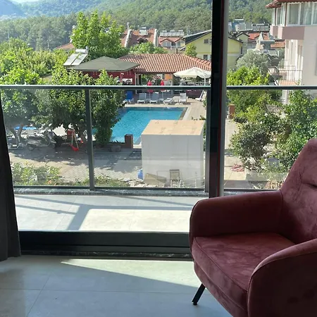 Apartment With Private Pools