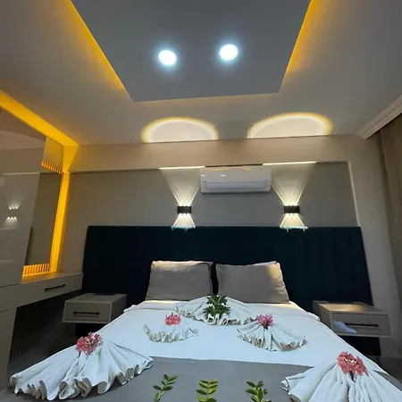 With Private Pools Apartment *