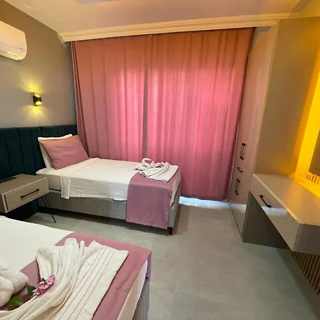 Apartament With Private Pools Oludeniz