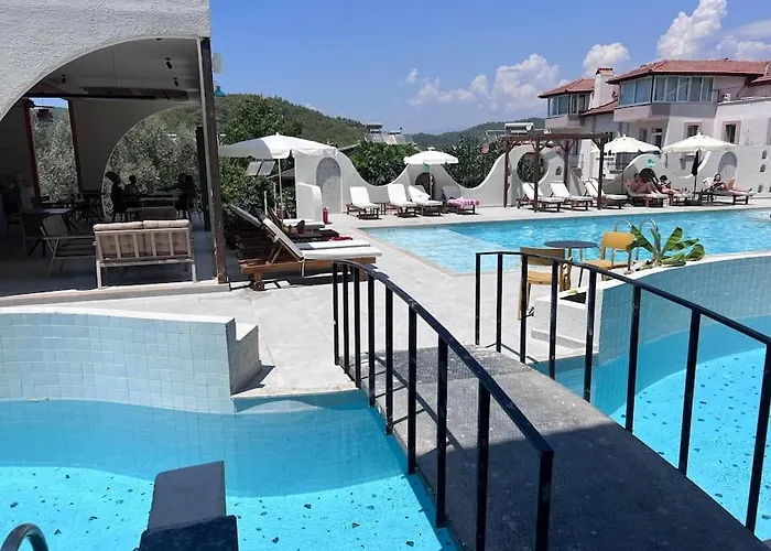 With Private Pools Daire Ölüdeniz