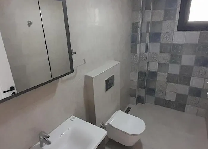 With Private Pools Daire *