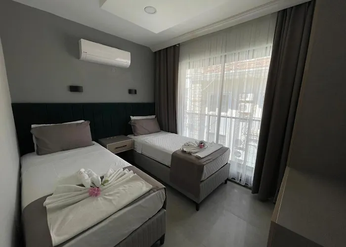 With Private Pools Daire *